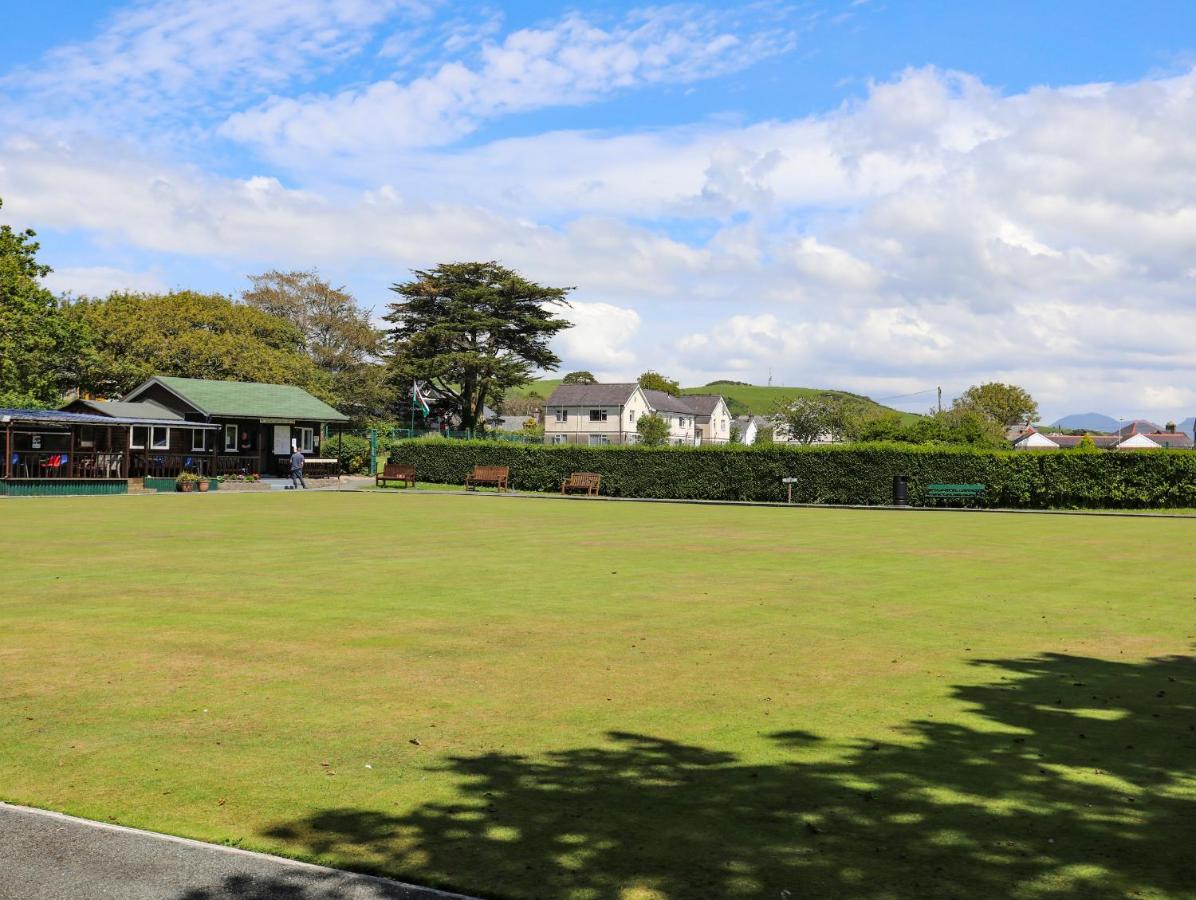 Ferienwohnung Swn Y Mor Sound Of The Sea Criccieth Exterior foto
